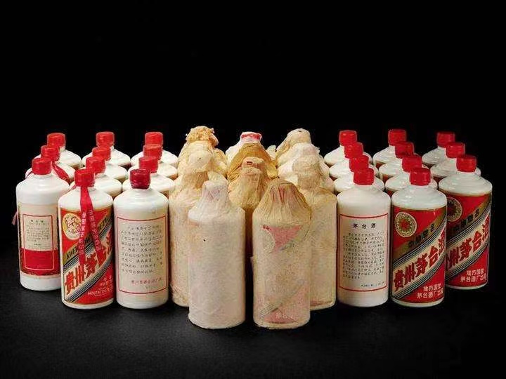 楚雄日照岚山回收酒价格哪里回收(附近上门回收茅台酒）?